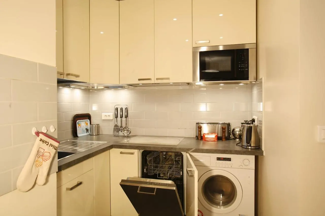 Charmante Sante Apartment